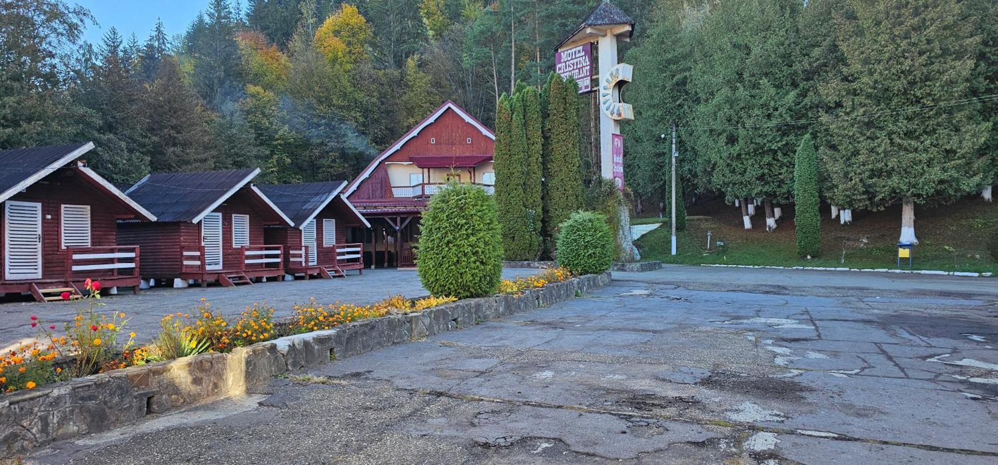 Motel Cristina Bicaz Eksteriør billede